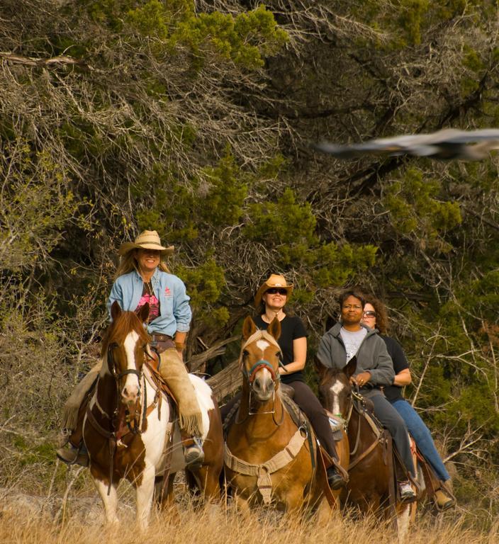 Flying L Ranch Resort Bandera Exterior foto